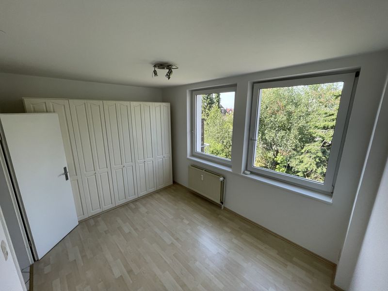Helle 2 - Zimmer Wohnung mit Balkon EBK in Brackwede
